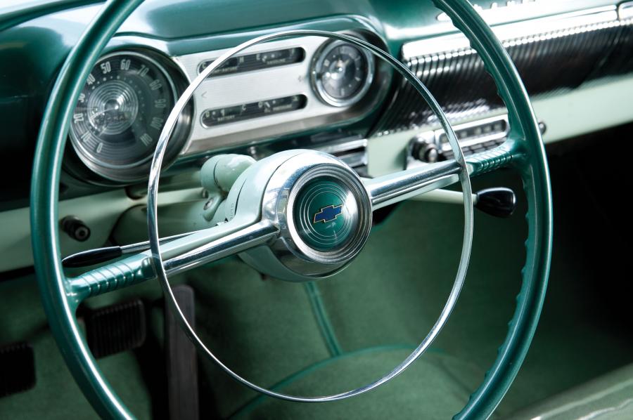  Chevrolet Two-Ten Sport Coupe 1953 года  (фото 6 из 23)